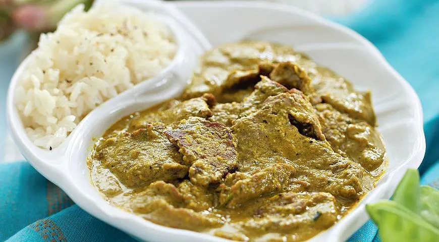 Curry szósz szójaszósszal